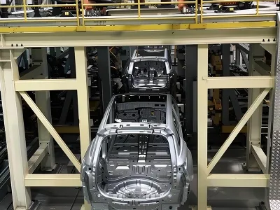 Main Line Assembly and Welding